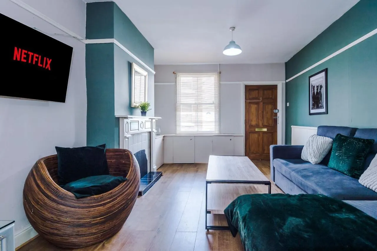 Chester Hidden Gem Villa