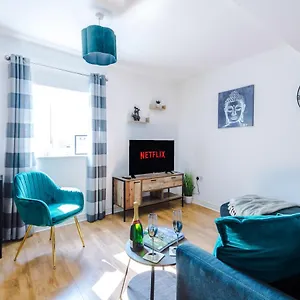 Apartment Stylish Centre By 53 Degrees Property, Ideal For Couples & Business Professionals - Sleeps 4, Chester